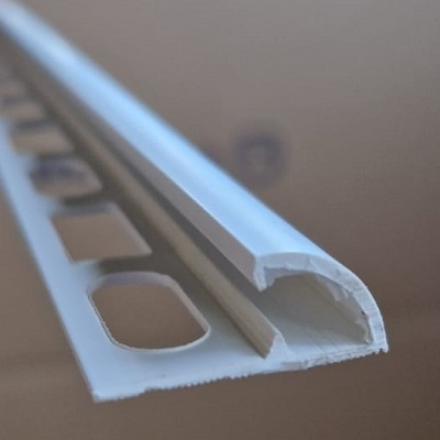 PROFIL PVC zaobljeni h=10mm 2,7m BIJELI